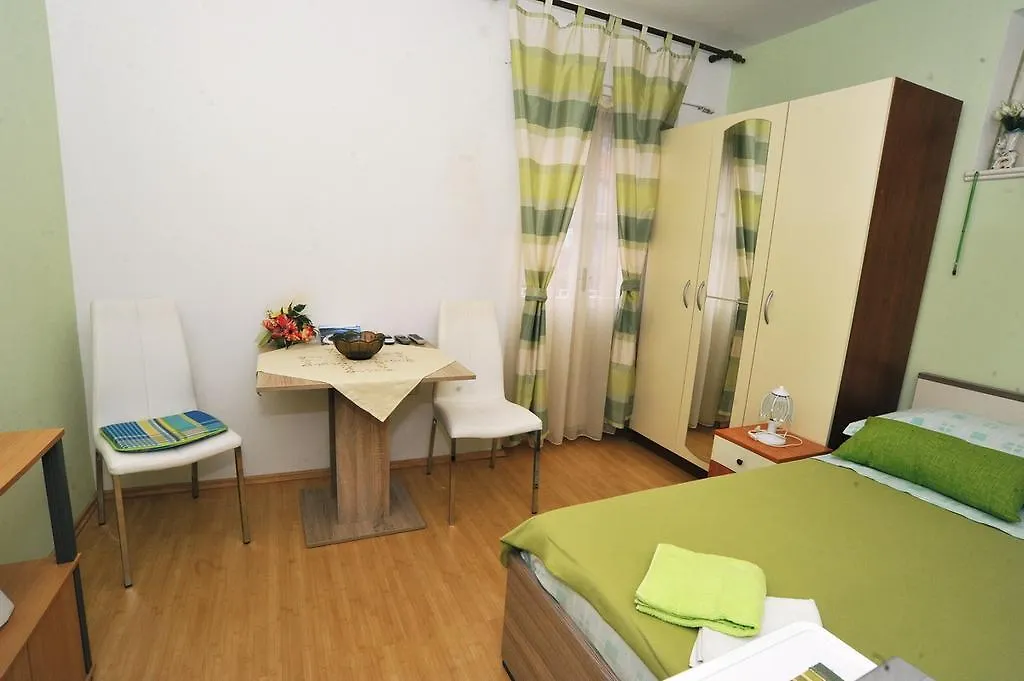 Apartment Boris Zadar 0*,  Croacia